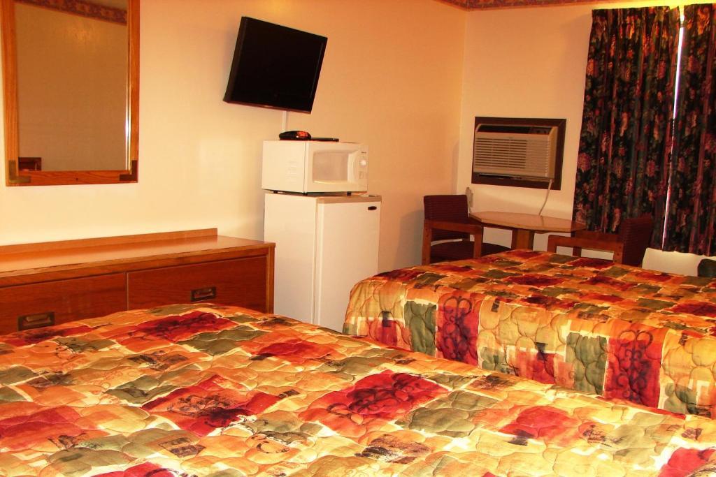 Baxter Inn 4 Less Baxter Springs Room photo